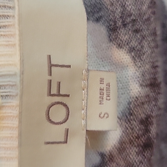 Loft Floral Cardigan - Picture 2 of 8